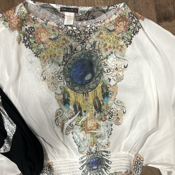 Two Body Central Shirts - Picture 5 of 5